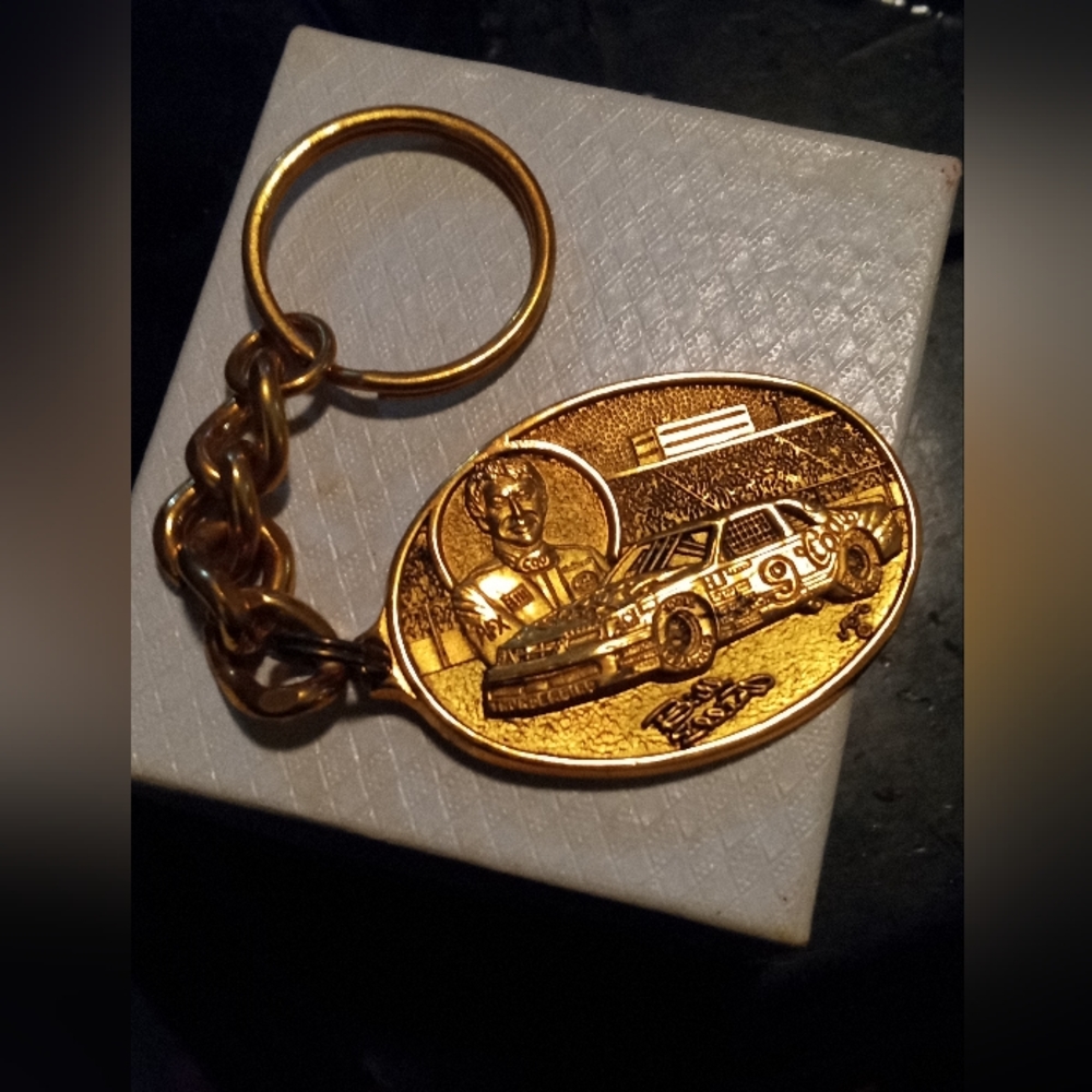 Vintage Bill Elliott keychain